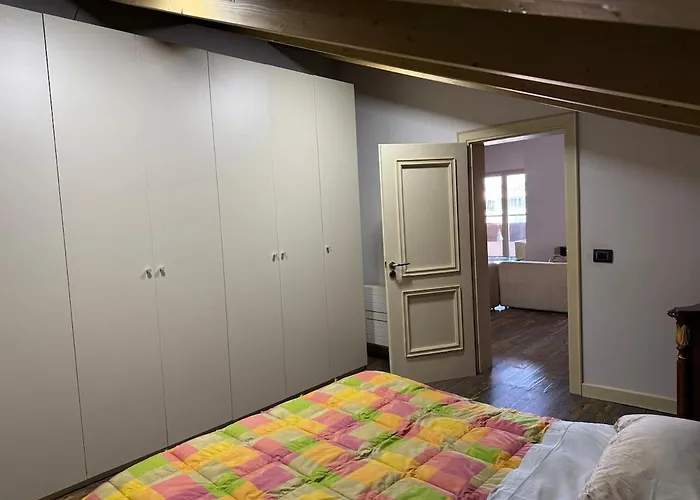 Chateaux Blloku Daire Tiran